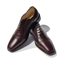 Cargar imagen en el visor de la galería, GALBAR Artesanal -Zapatos Color Vino  zapatos de vestir