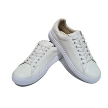Cargar imagen en el visor de la galería, tenis blancos hombre de piel